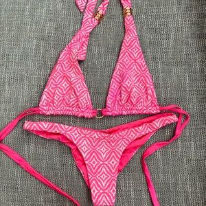 Beautiful beach bunny bathing suit! Just in time for summer! Only worn twice!
